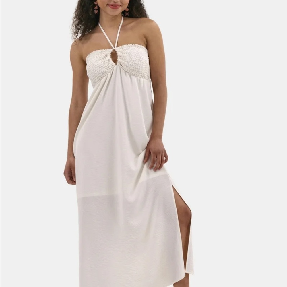 Elegant Beachy White Halter Maxi Dress